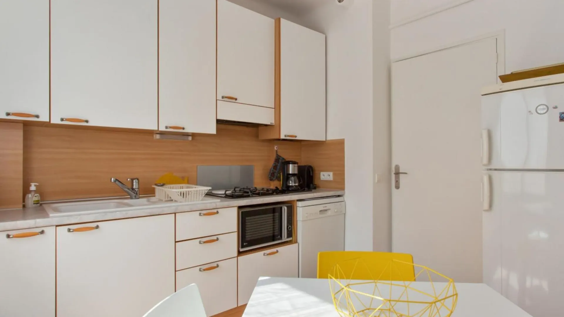 Appartement Ilette - Welkeys Antibes Apartment